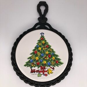 Mid-State Vintage 1984 Sabin Christmas tree cast wrought iron ceramic trivet
